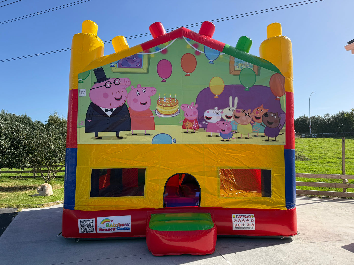 All-in-One Lego Bouncy Castle with Themed Banner