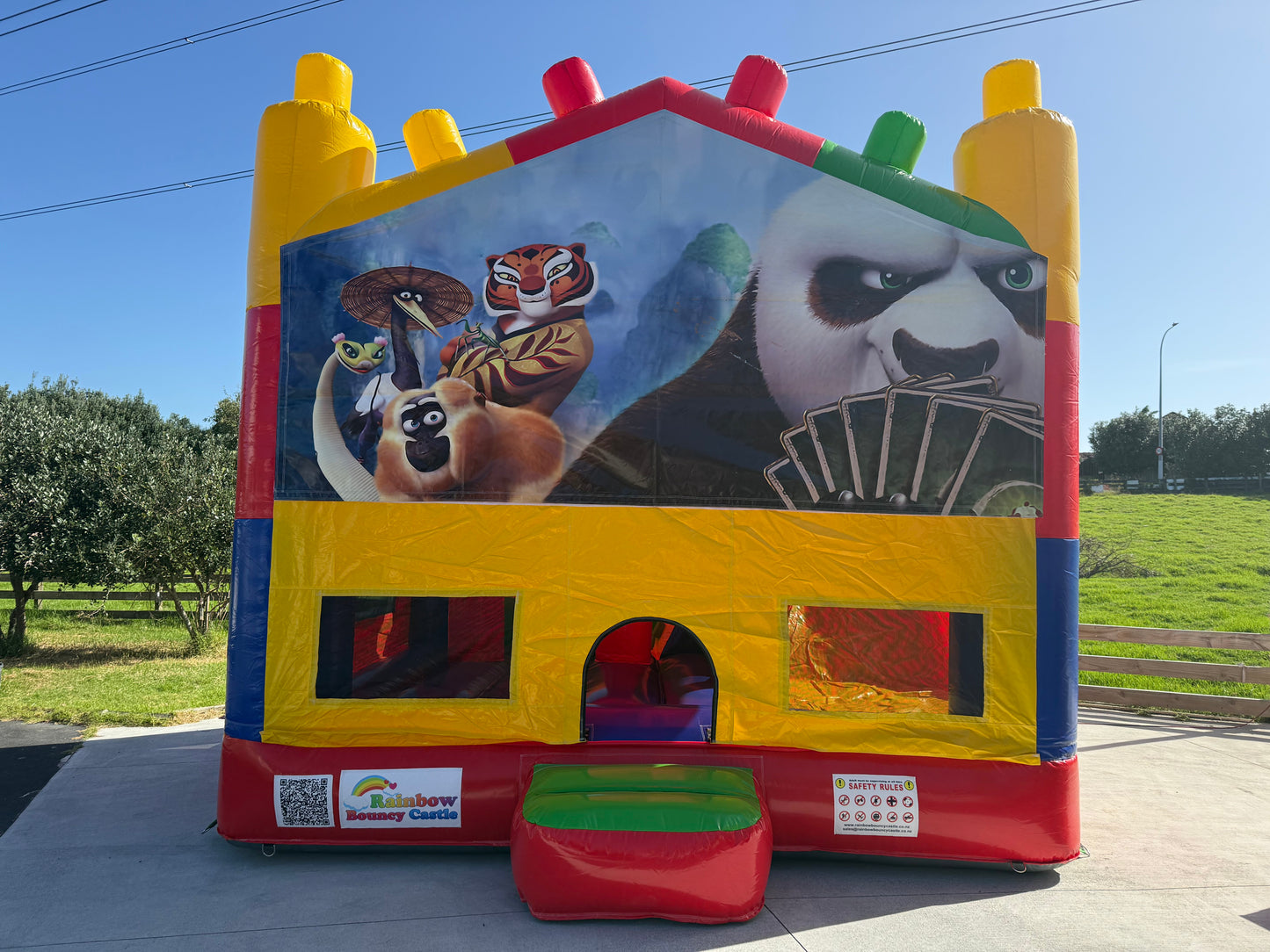 All-in-One Lego Bouncy Castle with Themed Banner