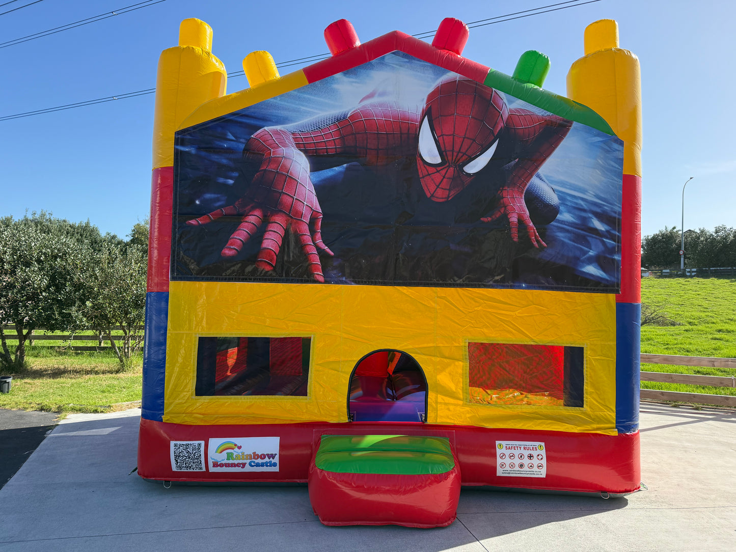 All-in-One Lego Bouncy Castle with Themed Banner